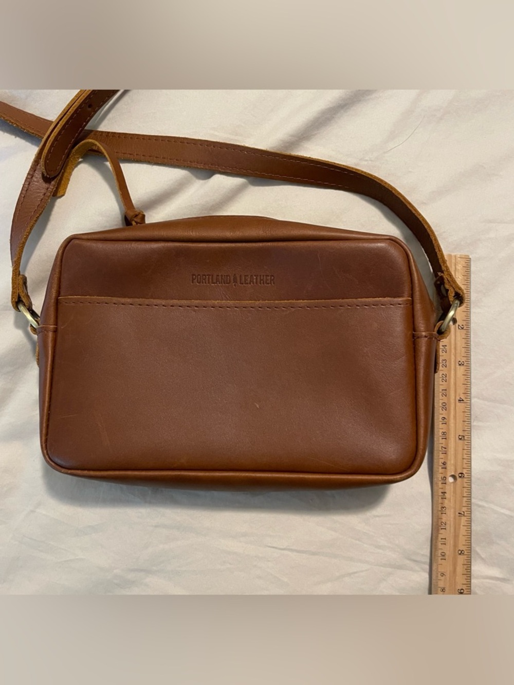 Portland Leather Toaster Crossbody Bag - Picture 8 of 9